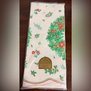 Vintage Hallmark Christmas Paper Tablecloth Cover 60” x 102” Wreath Cute 1970s